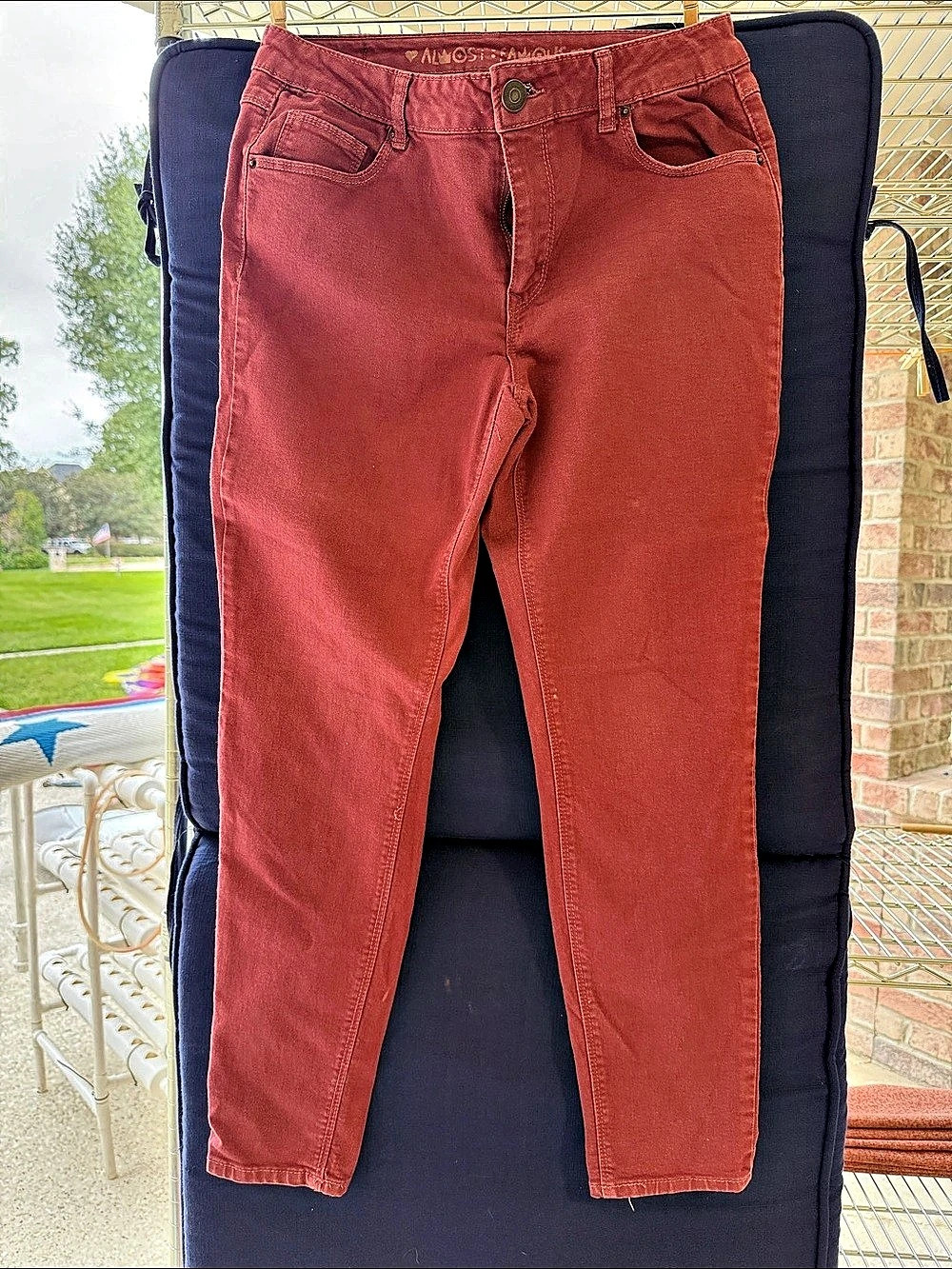 Almost Famous Straight Leg Mid-Rise Pants Size 11 in Red